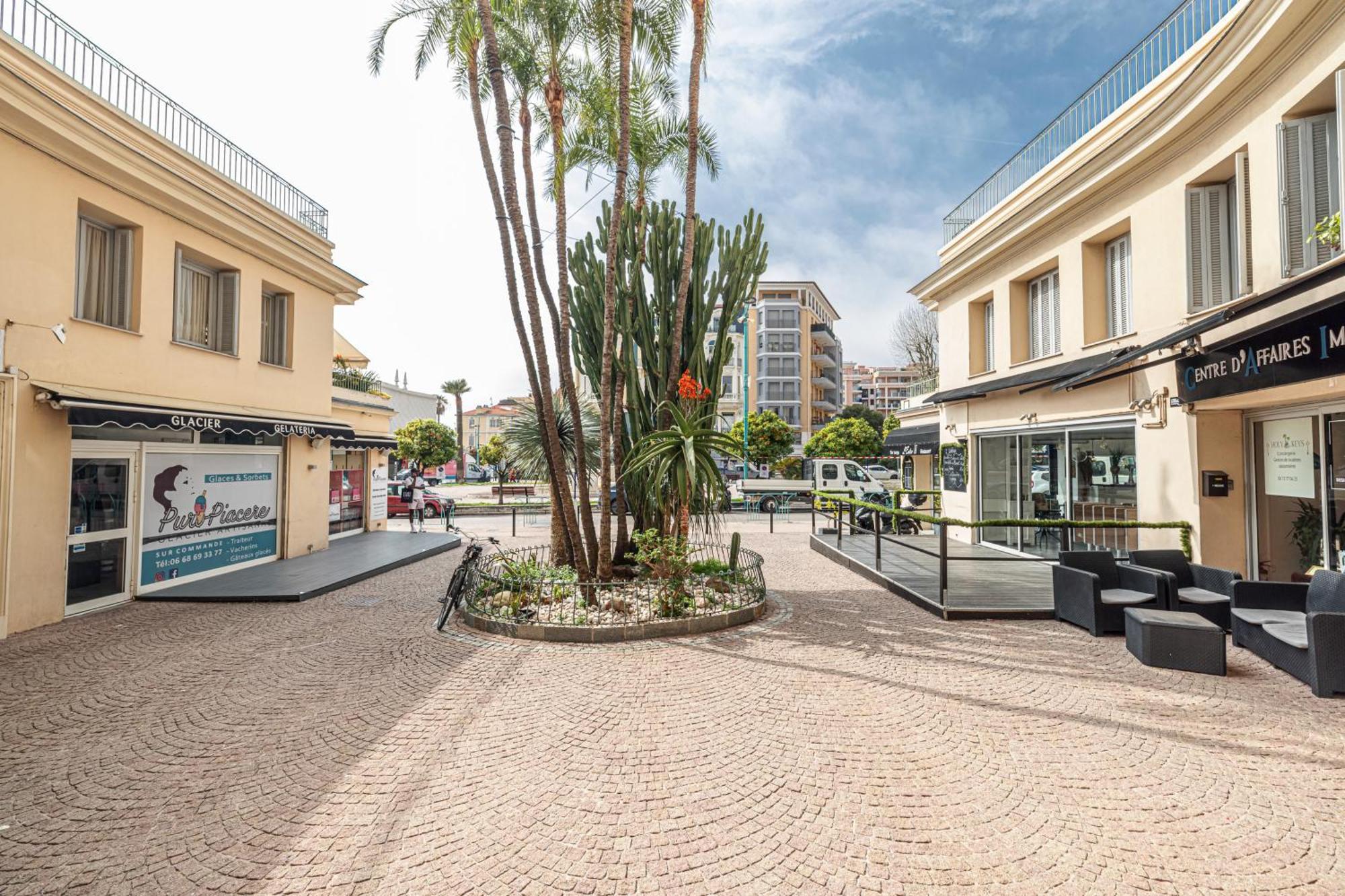 3 Pieces Des Jardins Apartment Menton Exterior photo